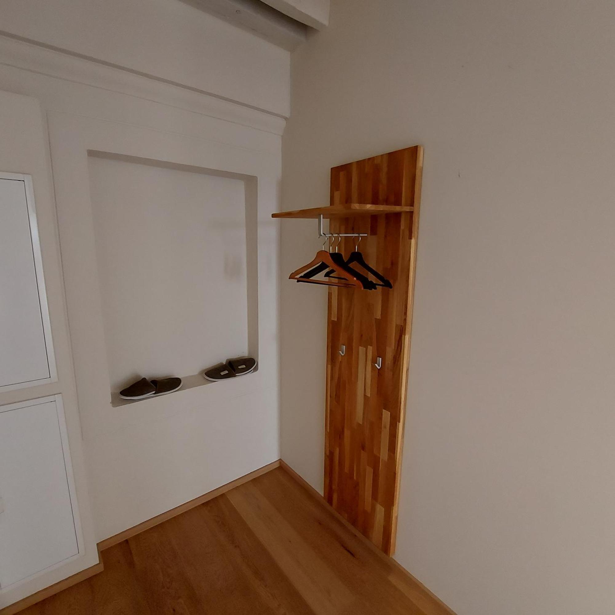 نيوماركت إن دير أوبيرفالز Boardinghouse Neumarkt Alte Schule المظهر الخارجي الصورة